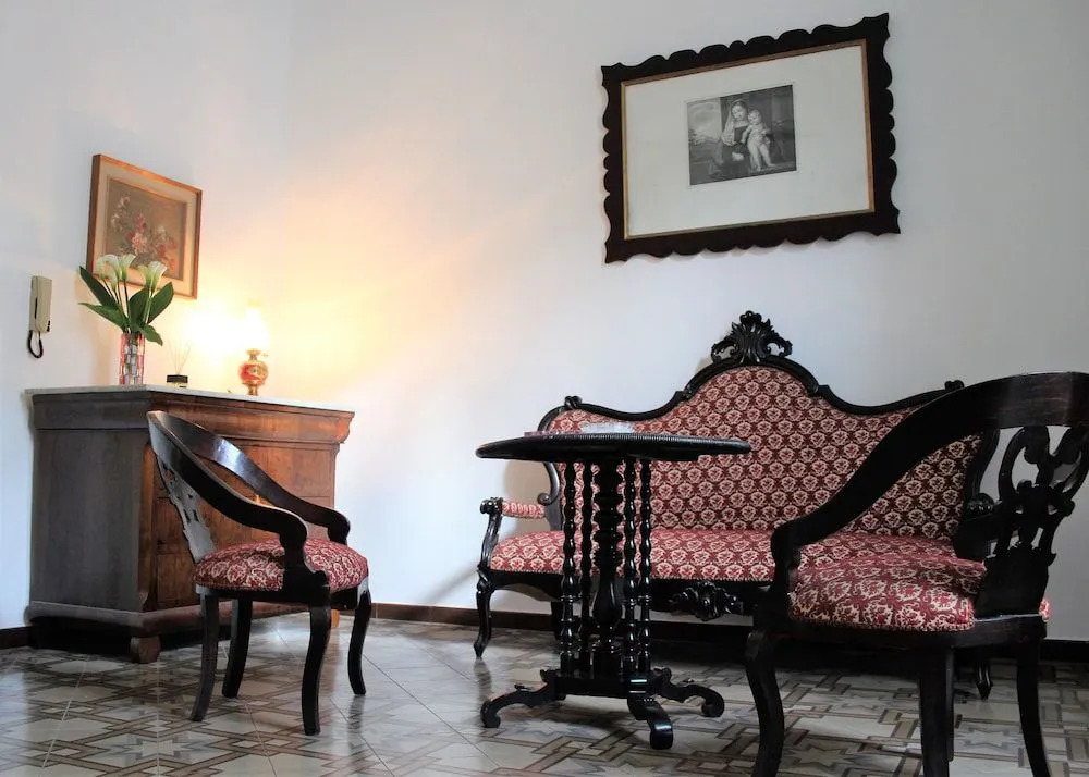 Chez Moi Lecce Charme B&B
