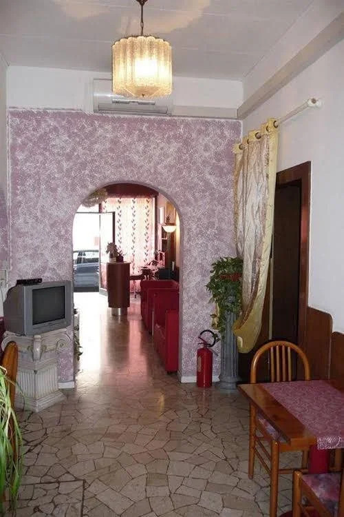 Dream Hotel