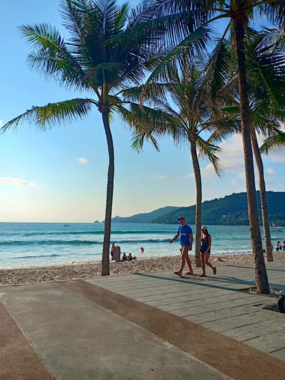 Patong Beach Luxury Condo
