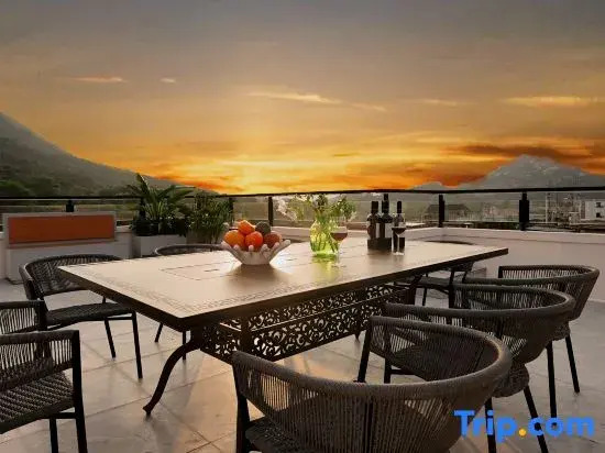 Lingxuan Boutique Homestay (Yangmeikeng/Judiaosha)