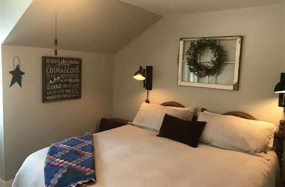 Snowgoose Pond Bed & Breakfast