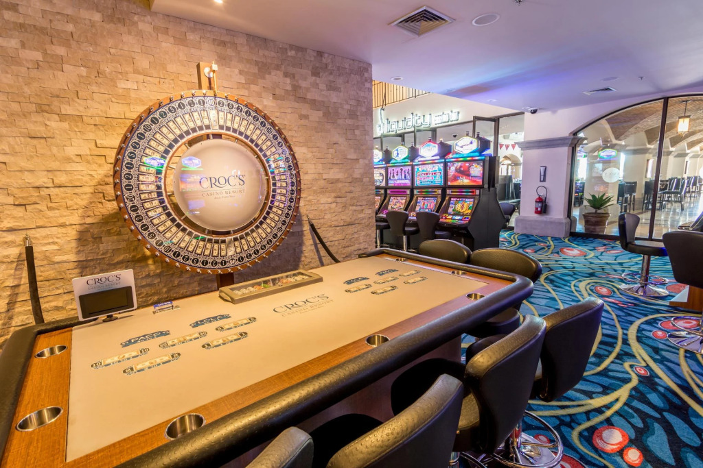 Crocs Resort & Casino