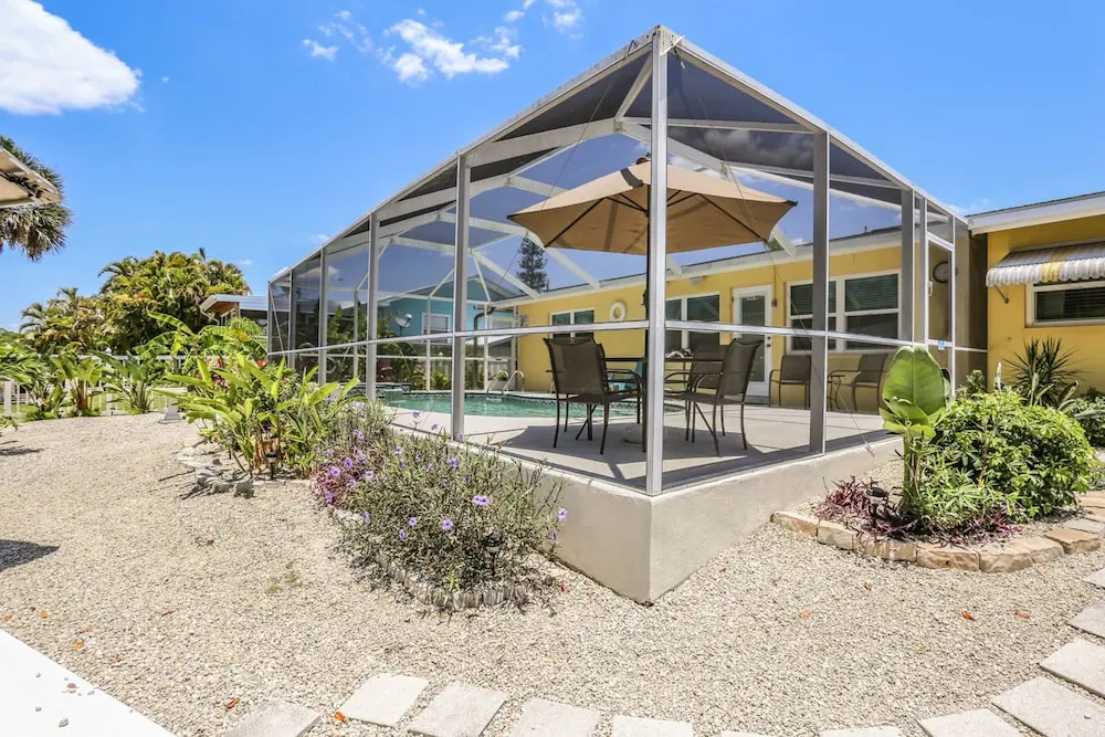 105 Tropical Shore Way