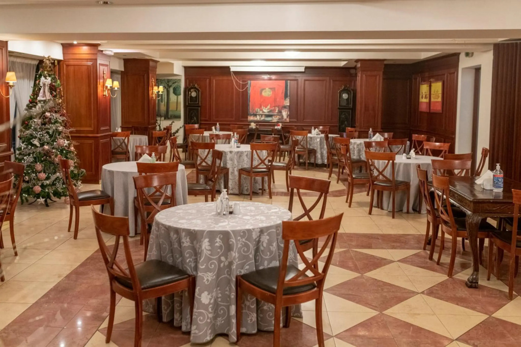 Lingos Hotel