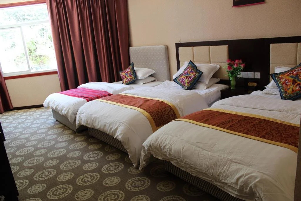De Jin Hotel