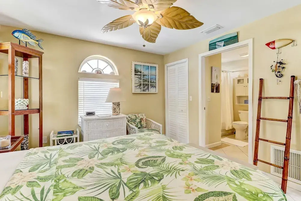 534 N. Fletcher Ave. #1 2 Bedroom Cottage by RedAwning