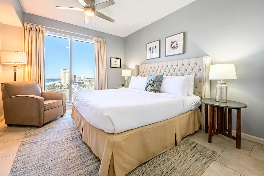 Westwinds 4779 - Flr9 - 2BR 2BA -