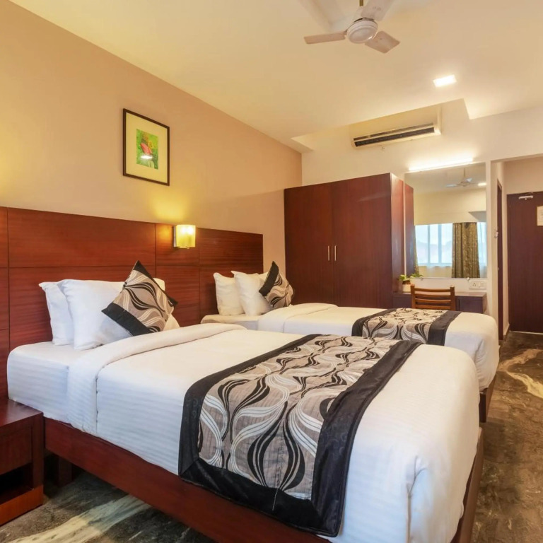 Zip By Spree Hotels Mangala Towers Thrissur