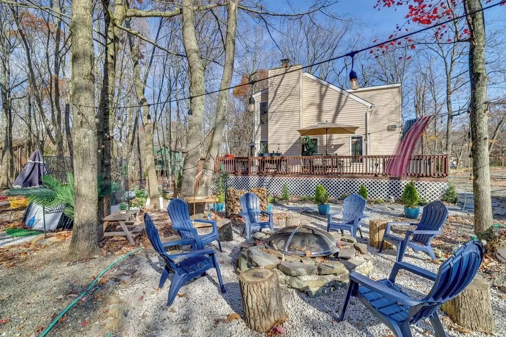 Grill & Games: Family Home in East Stroudsburg!