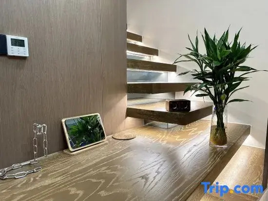 Jinduoduo High-End Apartment (Olympic Sports Center)