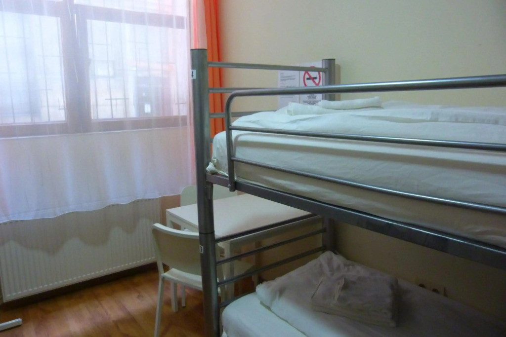 Center Hostel and Guest House