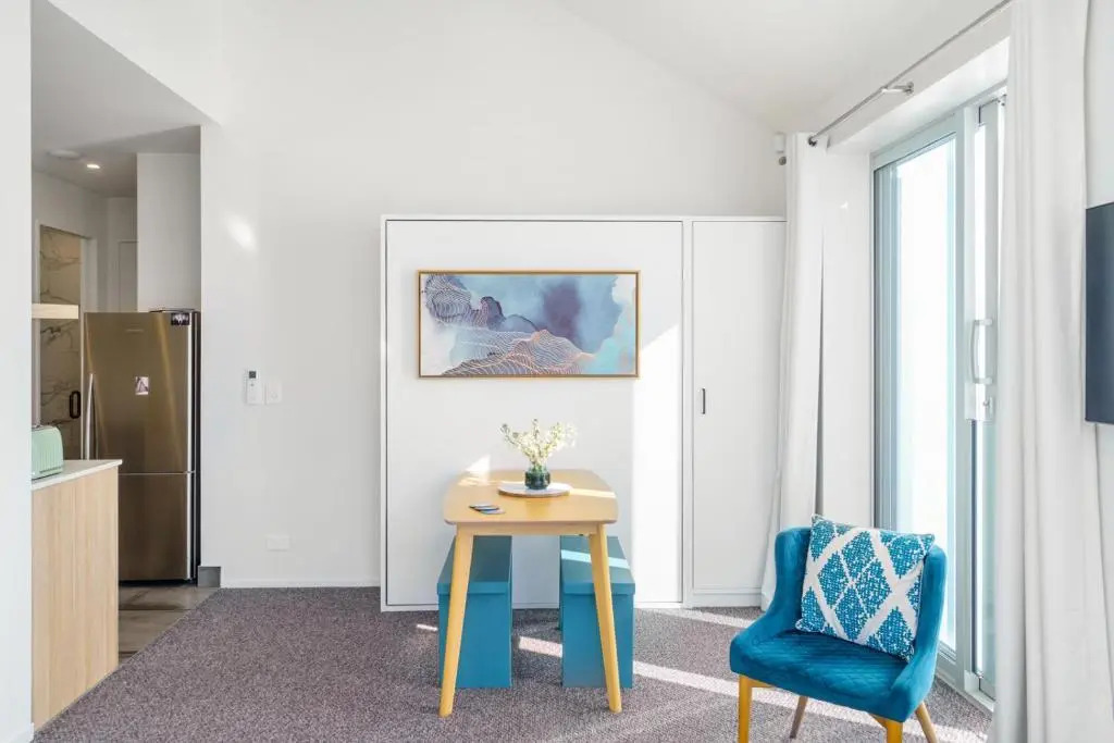 Harbour View - Westmere Holiday Apartment