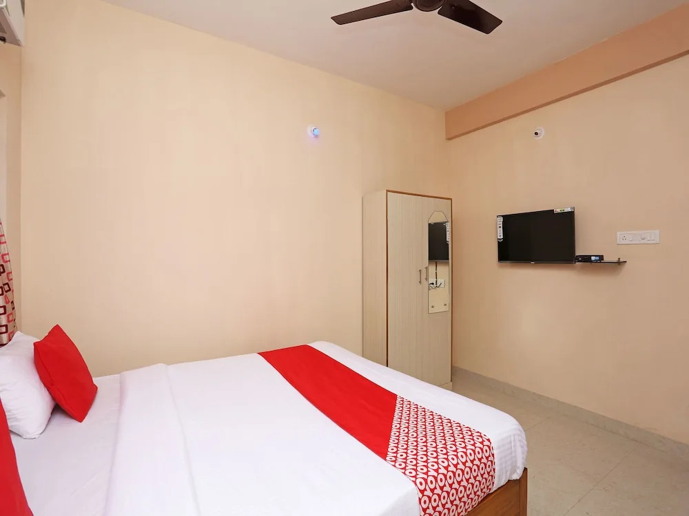 Oyo 11866 N J Residency
