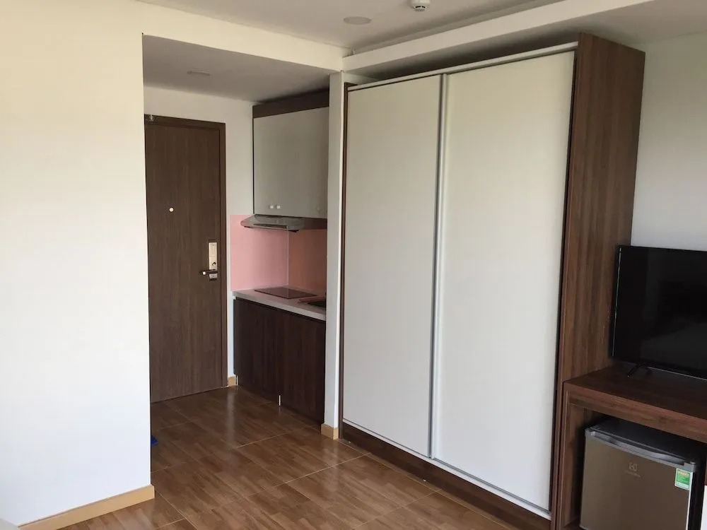 Happy Apartment