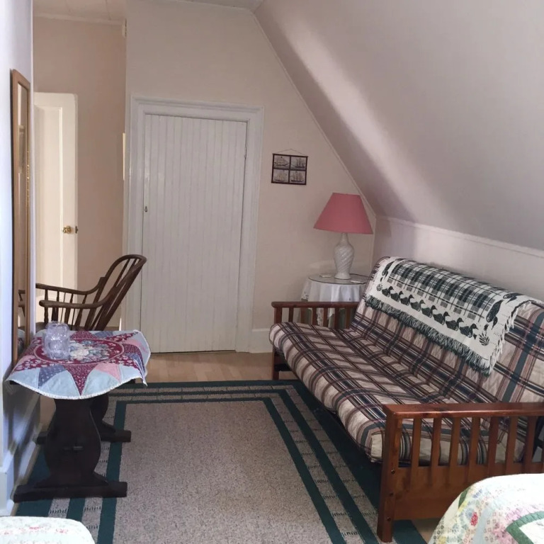 Lang House B and B