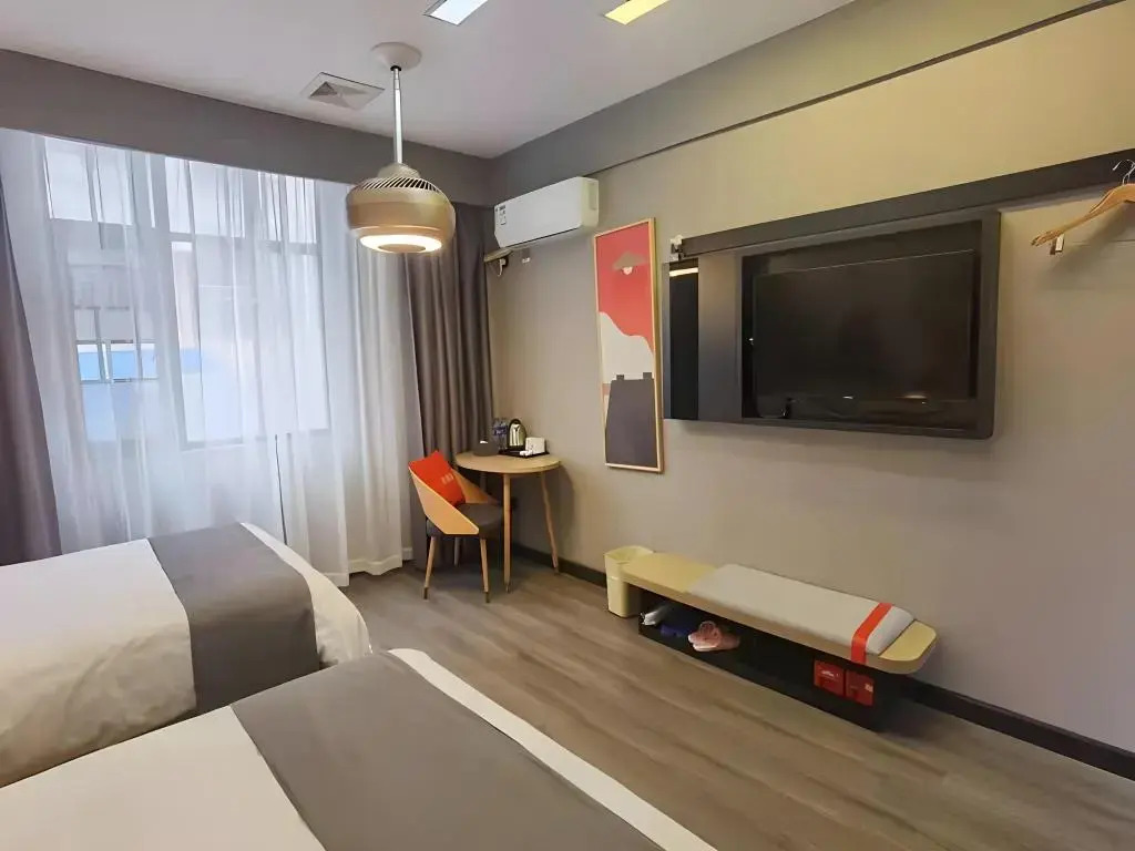 Thank Inn Hotel Hunan Changsha Yuelu Meixi Lake West Bus Station