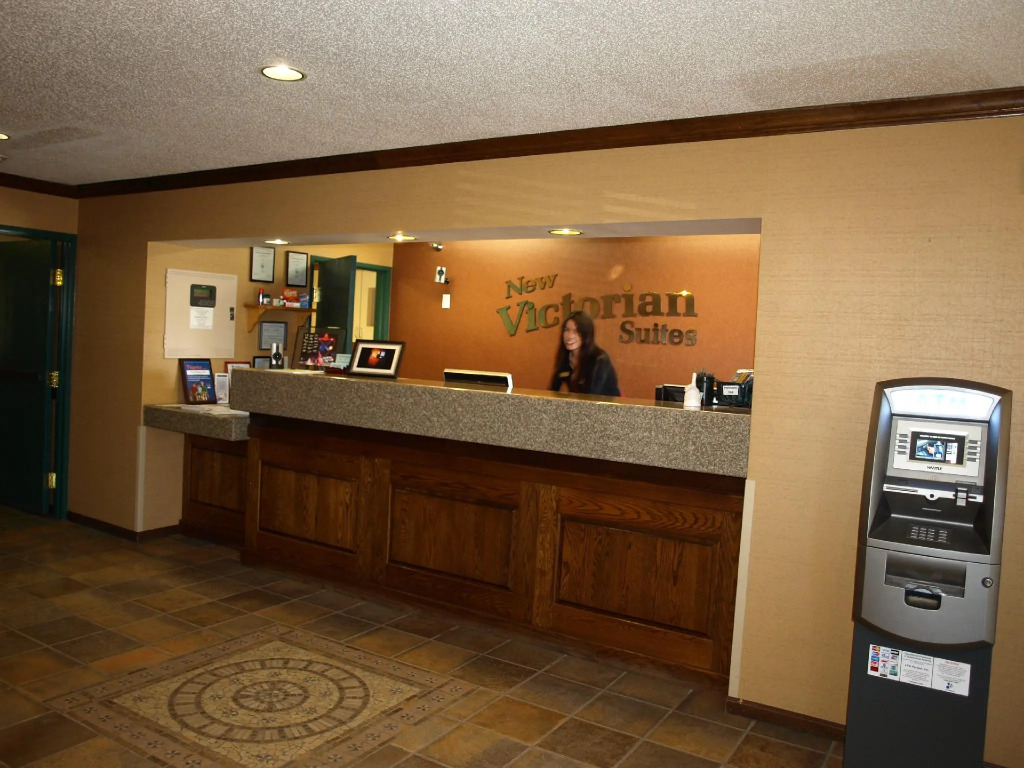 New Victorian Inn & Suites Lincoln