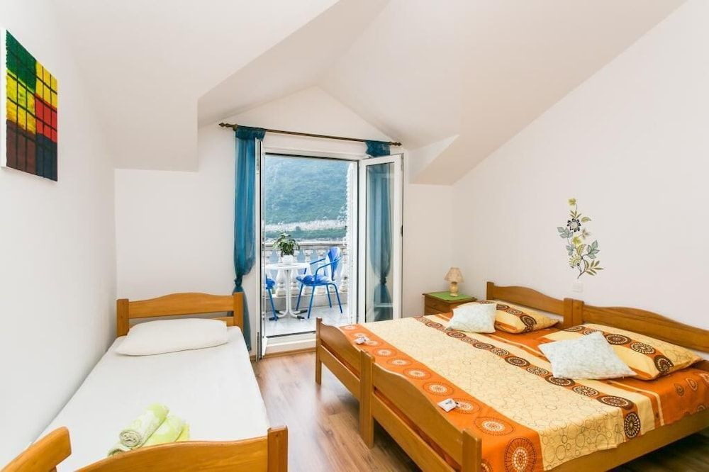 Apartments Laura - Mljet