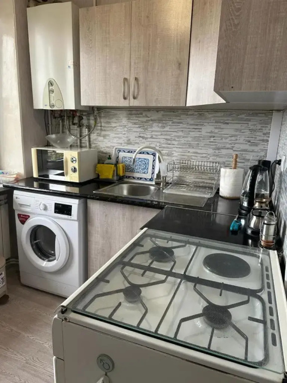Yerevan nice apartment with balcony for rent
