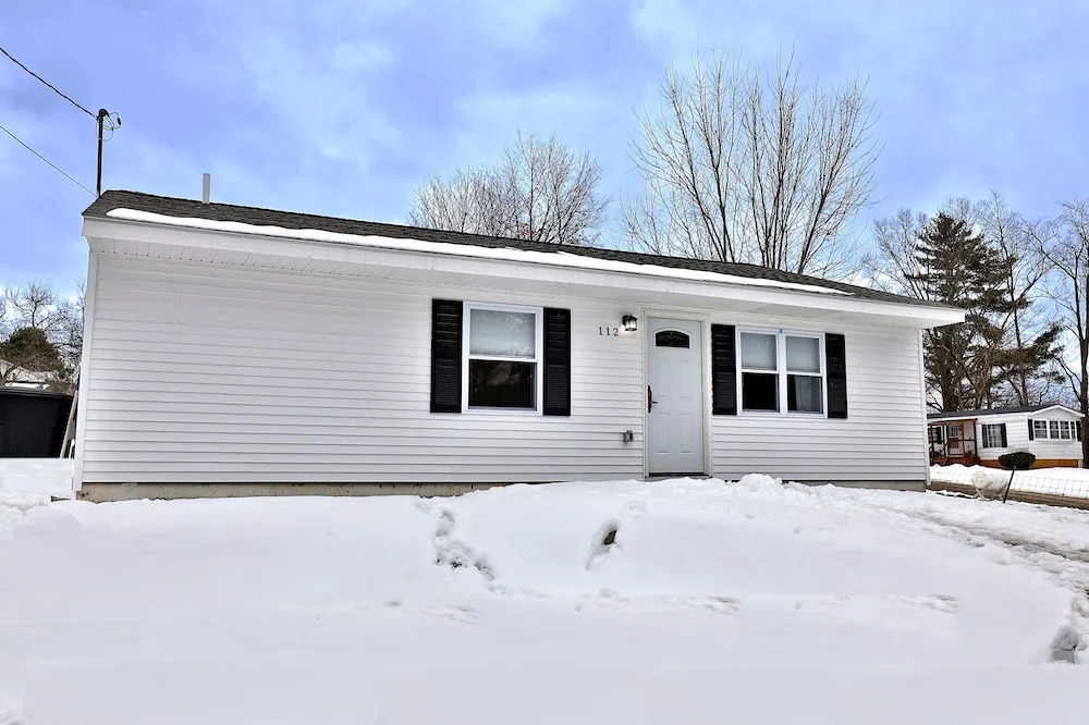 Rutlands Hidden Gem- 2 BR 1BA Renovated Home Close to Everything home