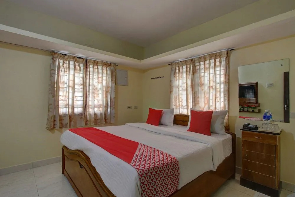 Oyo 22924 Gv Residency