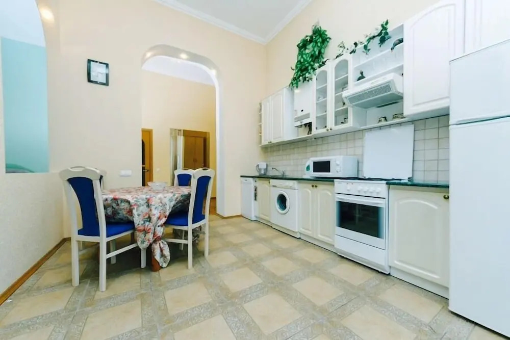 Отель Hotrent Apartments Kreschatik