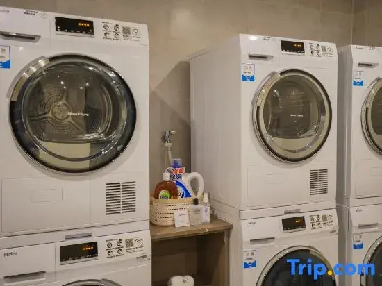 Islet holiday apartment ( Huangdao Marina College Qingyi Affiliated Hospital store)