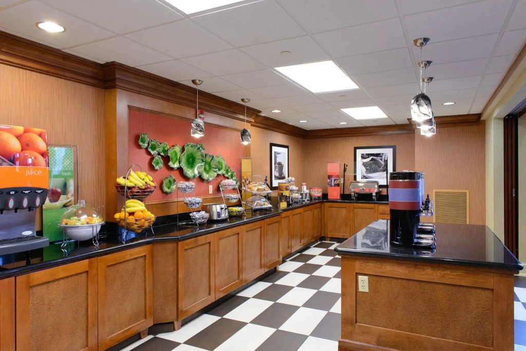 Hampton Inn & Suites Frederick/Fort Detrick