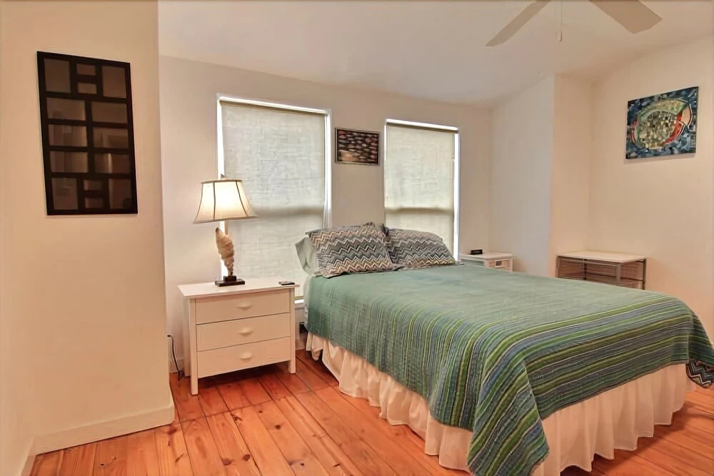Reel Paradise - 3 Br Condo