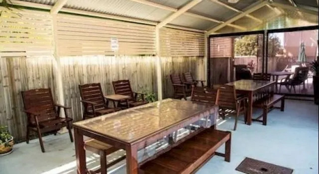 Garden City Motor Inn