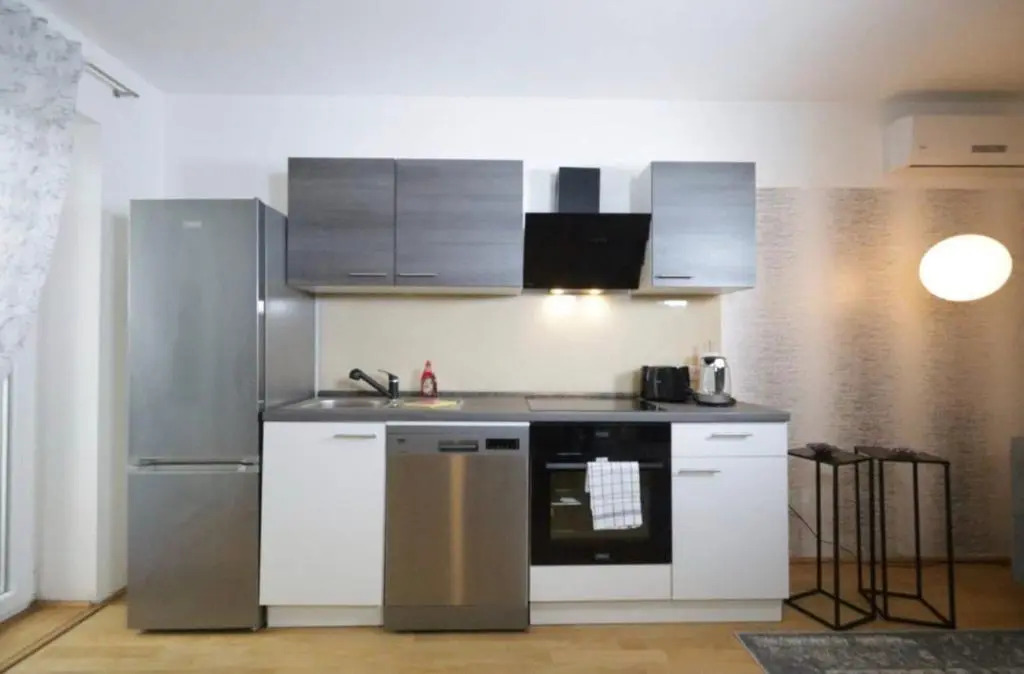 Sunny & cozy Penthouse with Balcony DG5
