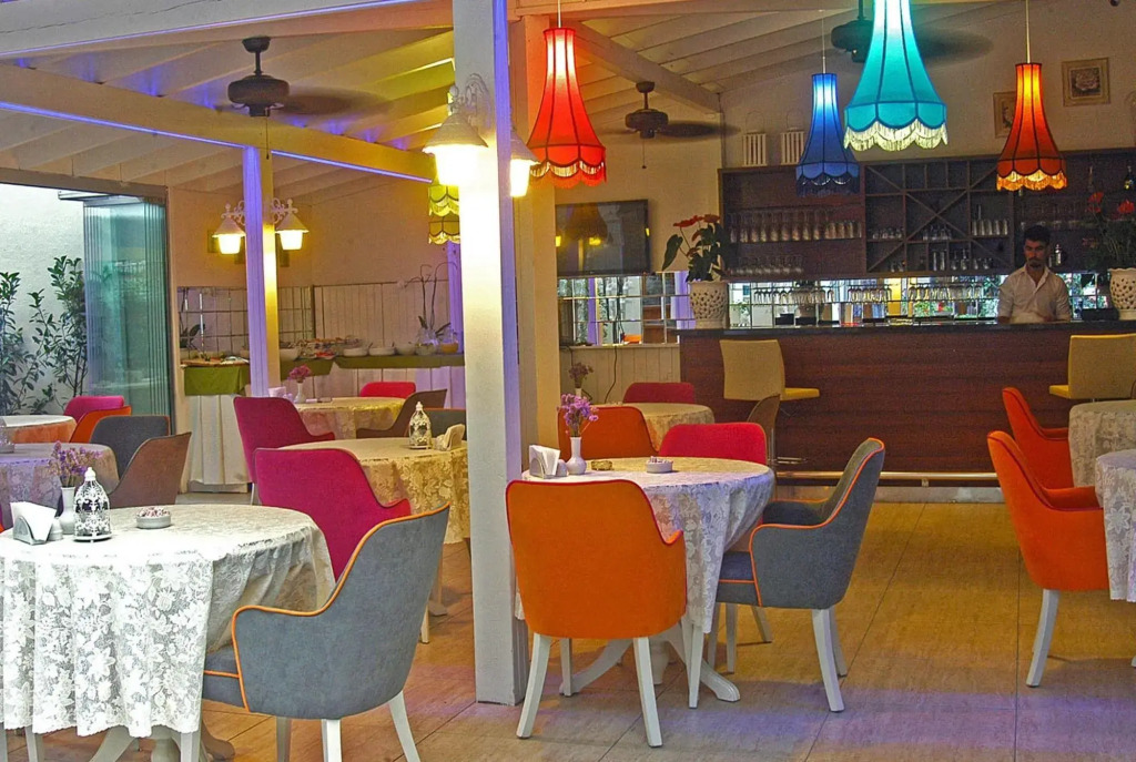 East Suite Hotel