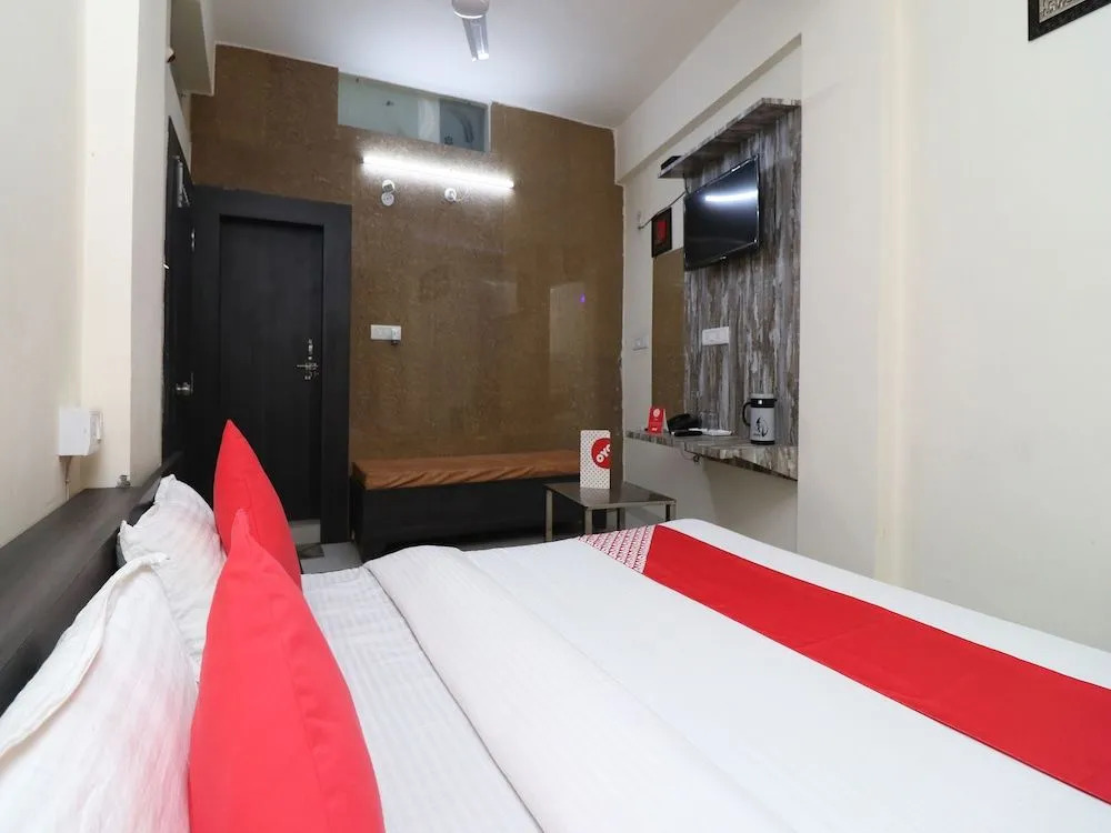 OYO Flagship 22944 Hotel Hrdaya Inn
