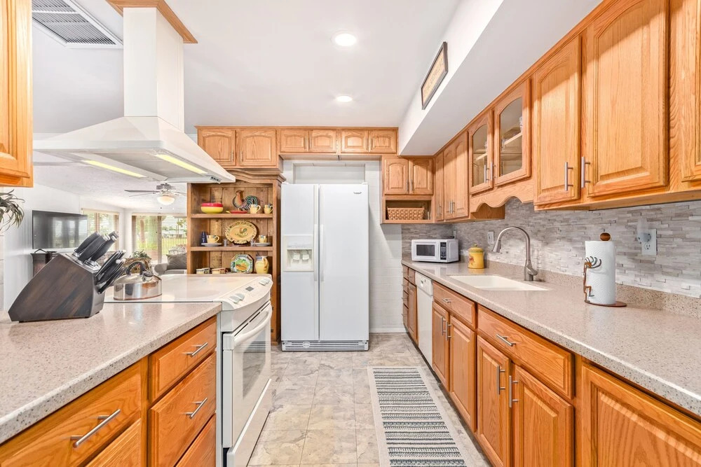 105th Sun City 2 Bedroom Home by Redawning