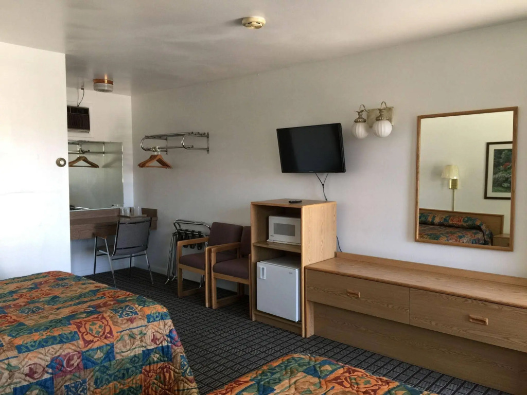 Manor Motor Lodge