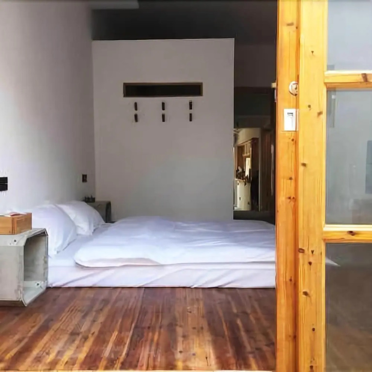 Yiyun Boutique Inn (Tongli Juepin Design)