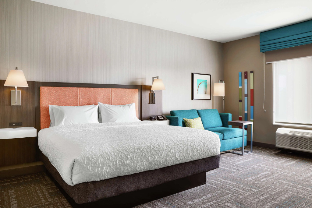 Hampton Inn & Suites Chicago/Waukegan