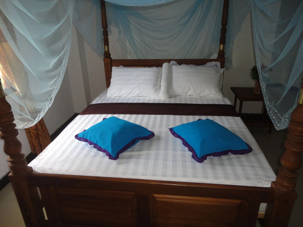 Village Star Rest-Mirissa