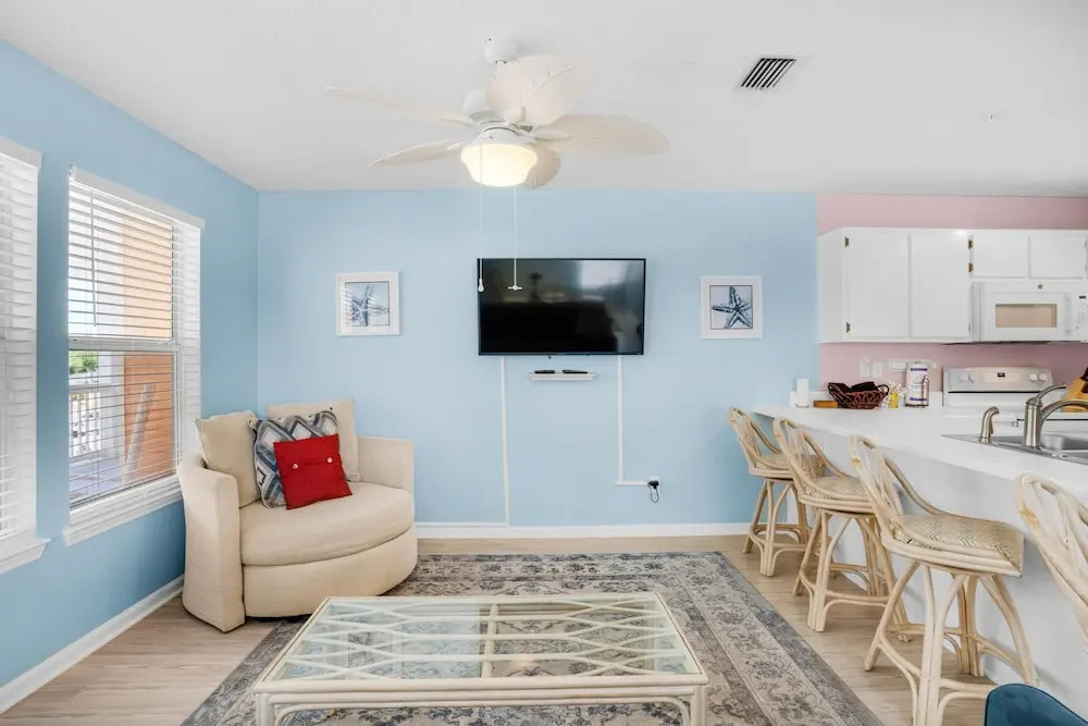 Peachtree Place II C207- Beach Getaway