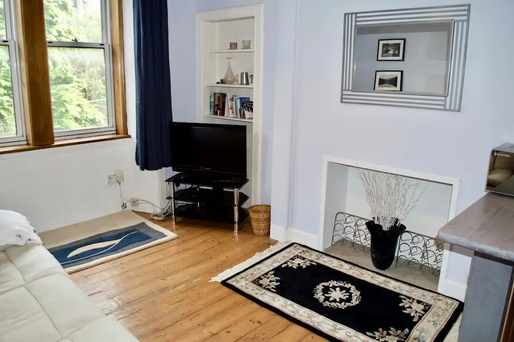 1 Bedroom Flat In The Heart Of The New Town