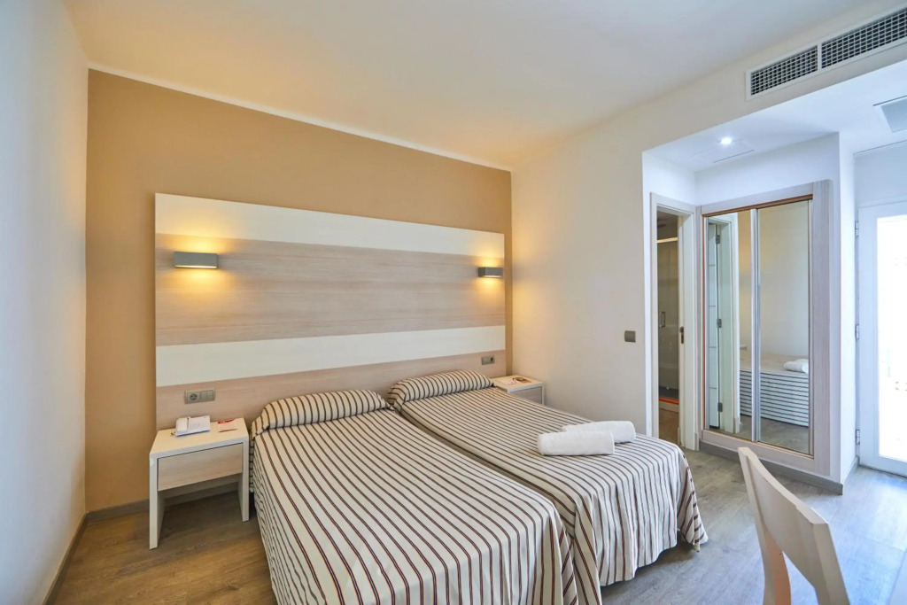 Курортный отель MLL Palma Bay Club