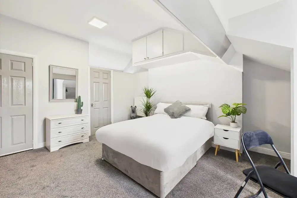 Host Stay Crosby House