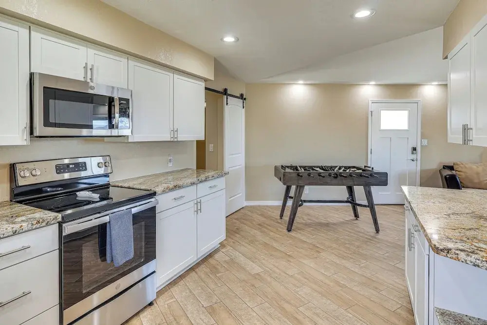 3 Mi to Lake Havasu: Family Home w/ Game Room