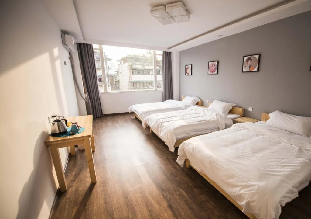 Chengdu Habitat Youth Hostel
