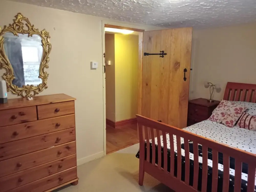 Llandovery - Cottage - Sleeps4 - Parking Secure Lock up for Bikes