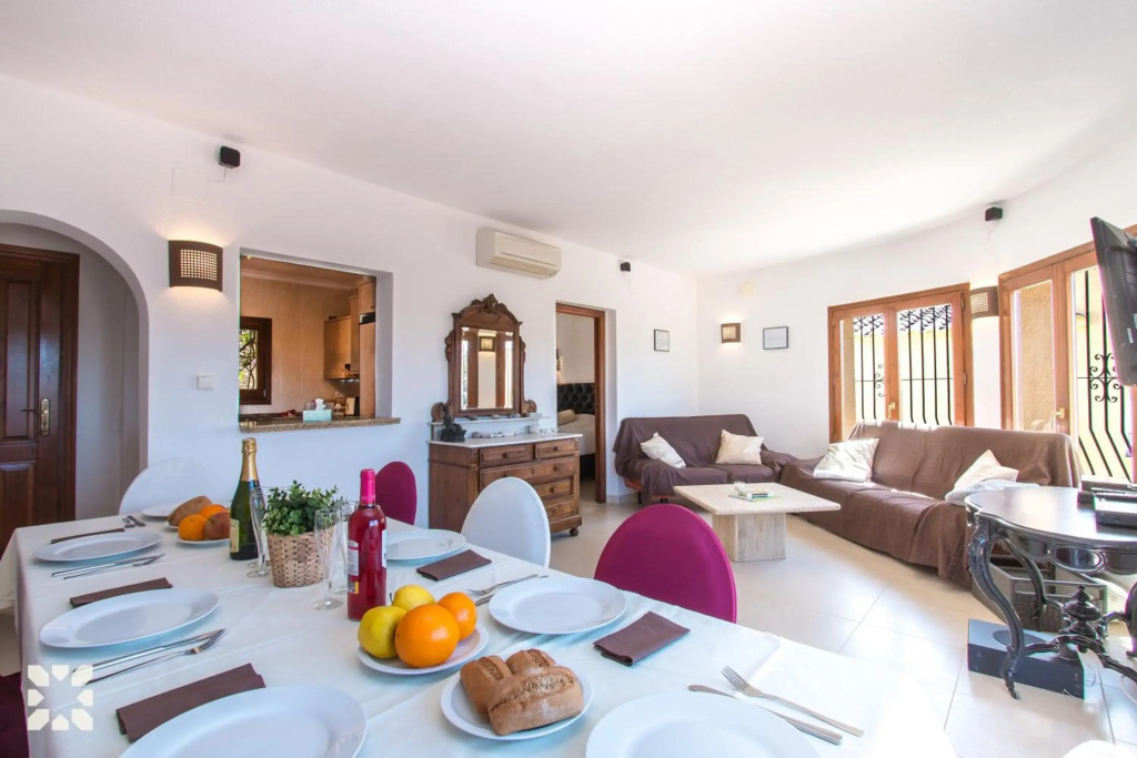 Villa Octavio by Abahana Villas
