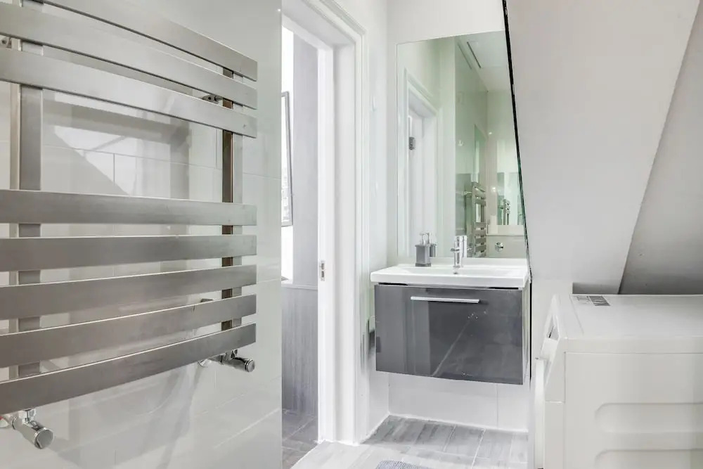 Large Studio Apartment  Central London