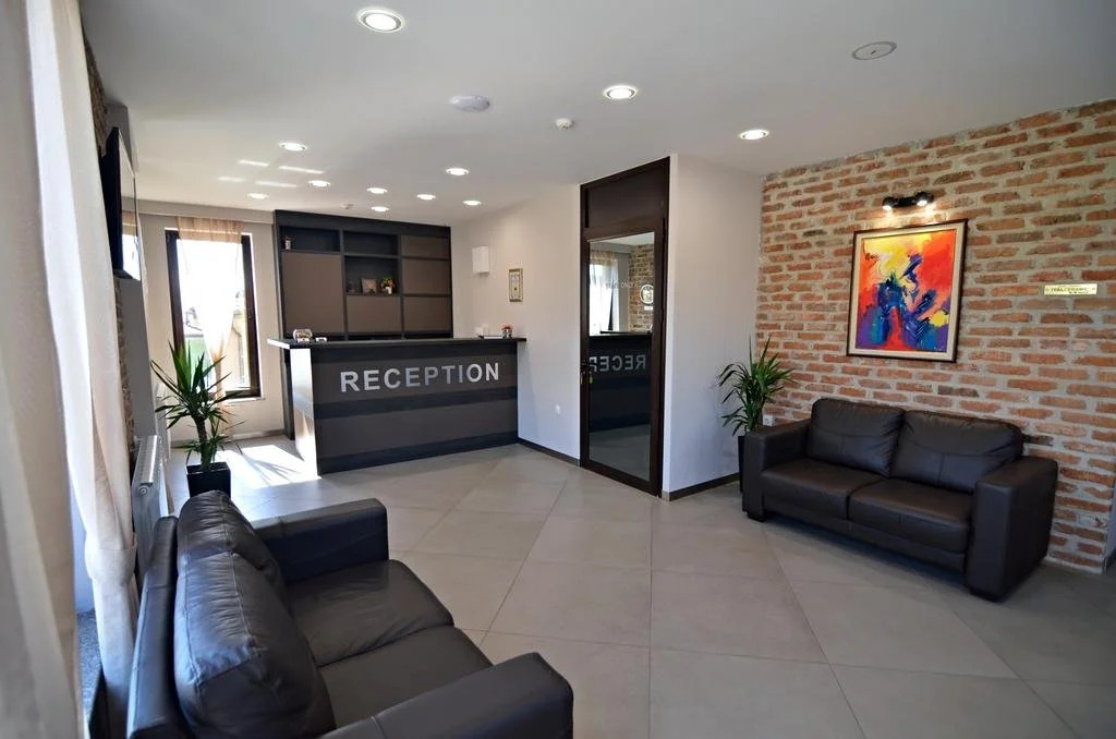 La Casa Hotel