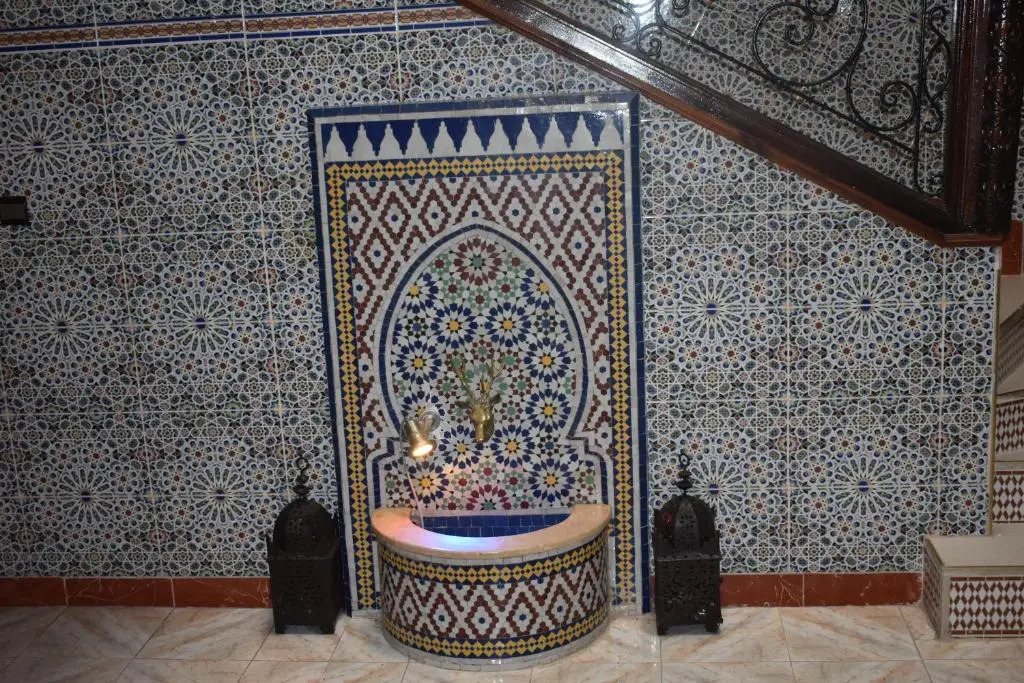 Riad Alaoui 135 with swimming pool and free parking