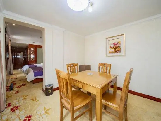 Yongzhou Little Swan Hotel